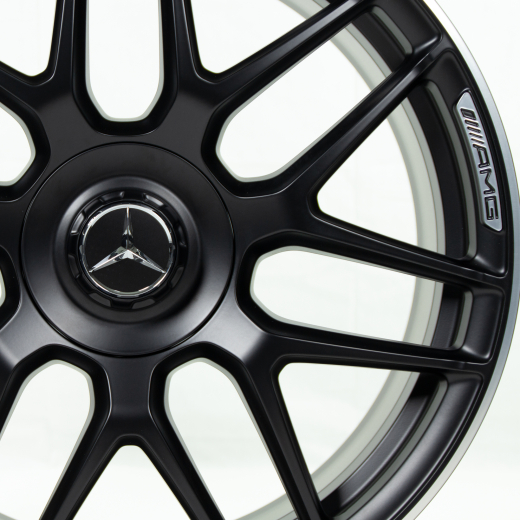 Cerchio forgiato AMG 19 pollici design a razze incrociate CLA C118/X118 | A17740124007X71-118