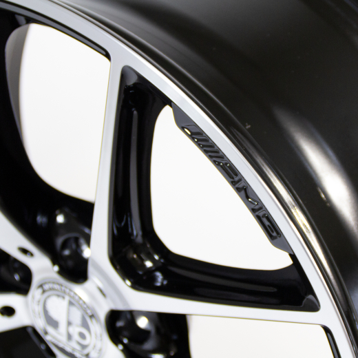 AMG 20 pulgadas llantas de radios cruzados original Mercedes-Benz X253/C253 negro | A2534015500-7X23