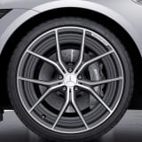 Set de jantes AMG 21 pouces à branches croisées AMG GT Coupé 4 portes gris titane brillant tourné