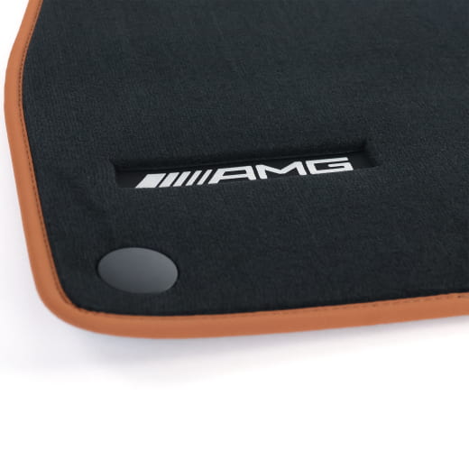 Alfombrillas AMG de velours para CLA Coupé C174 negro marrón de 3 piezas Original Mercedes-Benz | A1746808300 8H36-C174
