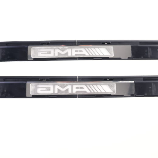 Coperture intercambiabili AMG per battitacco CLE C236 A236 Original Mercedes-Benz | A2366800602-236