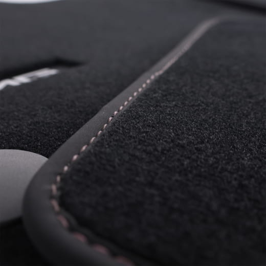 AMG Veloursmatten Fußmatten G-Klasse W465 schwarz dark tobacco 4-teilig Original Mercedes-Benz | A4656806301 8J60