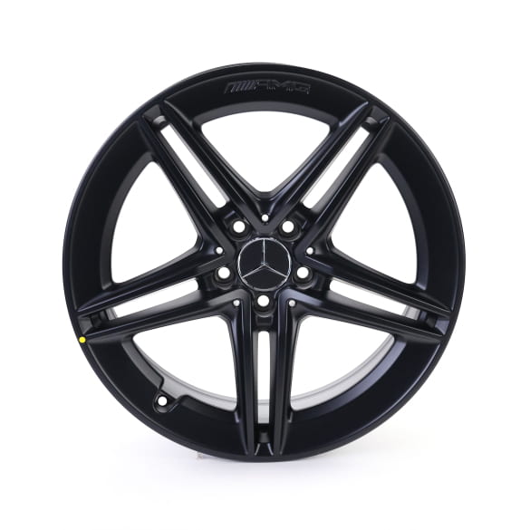 AMG winter tyres 19 inch CLA 45 Coupé C118 Original Mercedes | A17740123007X35-W-Pirelli