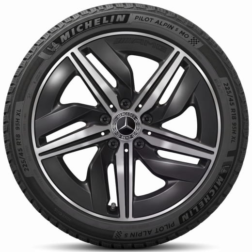 AMG Winterräder 18 Zoll CLA C178 schwarz Michelin | Q440141514140/50