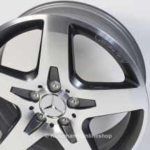 AMG 18 inch velgenset | GLA X156 | 5-spaaks wiel | zilver ge | A15640105007X21-GLA