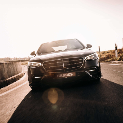 Classe S W223 / V223 éléments avant BRABUS avec éclairage LED de repérage | 223-230-00