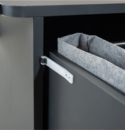 Modulo sanitario mobile: Brummi SANI tower Actros L Midnight antracite | Brummi-SANI-tower-Midnight