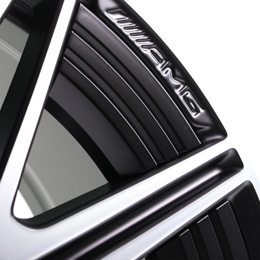 Juego de llantas de 20 pulgadas C-Klasse 206 Original Mercedes-AMG | A2064000300/0500