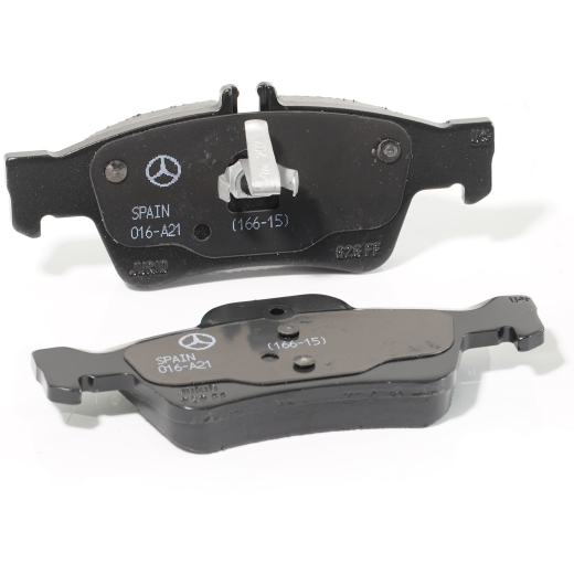 Plaquettes de frein essieu avant CLA 45S Original Mercedes-Benz | A0004203604/-2306