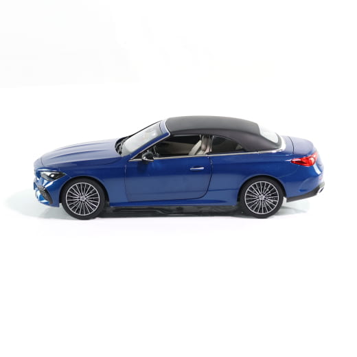 Modelo 1:18 CLE A236 Cabrio azul espectral Original Mercedes-Benz | B66960653