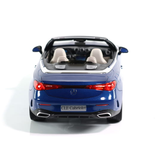 Modelo 1:18 CLE A236 Cabrio azul espectral Original Mercedes-Benz | B66960653