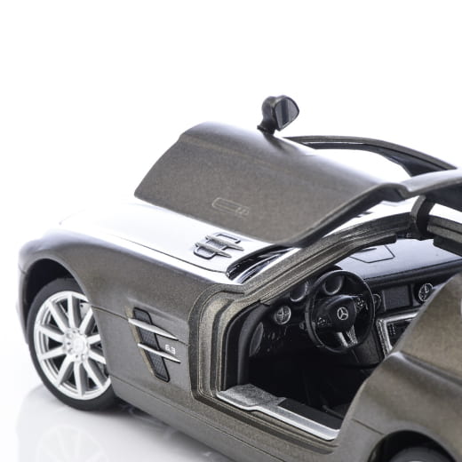 Coche de modelo 1:24 SLS AMG gris grafito magno Original Mercedes-AMG | B66057361