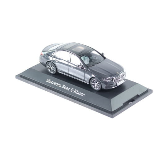 Coche modelo 1:43 Clase E W214 gris grafito Original Mercedes-Benz | B66961116