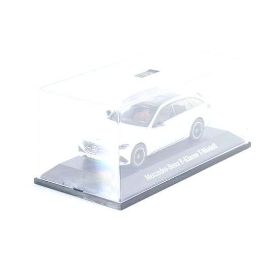 Coche de modelismo 1:43 Clase E S214 T-Modell AMG-Line blanco opalita metalizado Original Mercedes‑B | B66961120