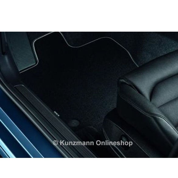 Golf Sportsvan Velours Fußmatten Satz Original Volkswagen Premium Schwarz mit Golf Branding 517061270 WGK | 517061270 WGK