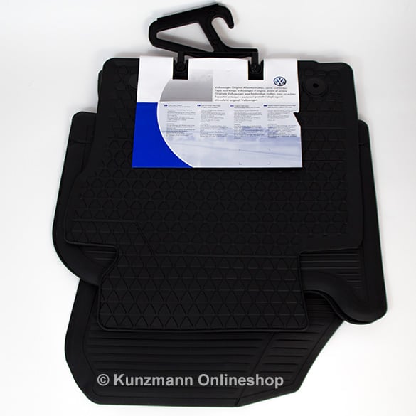 genuine VW Touran rubber floor mats premium black with Golf lettering 1T1061500A 82V 4-teilig vorne und hinten | 1T1061500A 82V