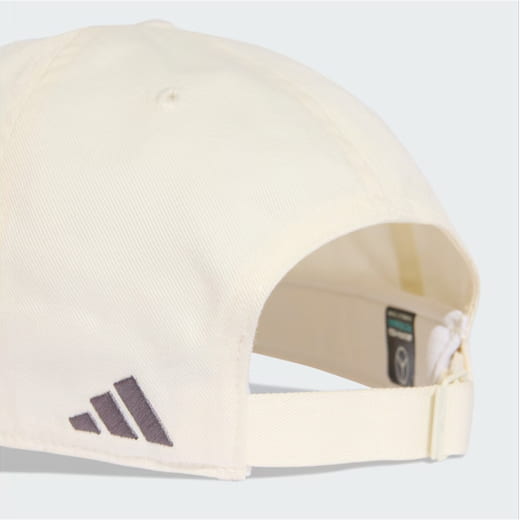 Gorra Silver Arrows Mercedes-AMG F1 2026 blanco roto adidas | B67998380
