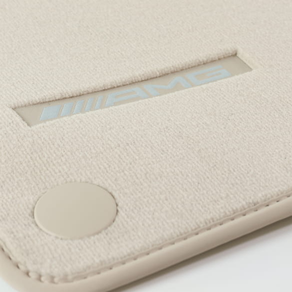 AMG Fußmatten Veloursmatten SL R232 AMG GT C192 macchiatobeige | A2326802703 8U20 AMG Fußmatten Veloursmatten SL R232 AMG GT C192 macchiatobeige | A2326802703 8U20