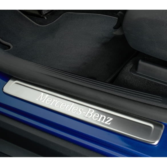 Wechselcover Einstiegsleisten CLA Coupé C174 silber weiß beleuchtet Original Mercedes-Benz