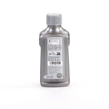 Plastic cleaner | Original Mercedes-Benz | A0019869471