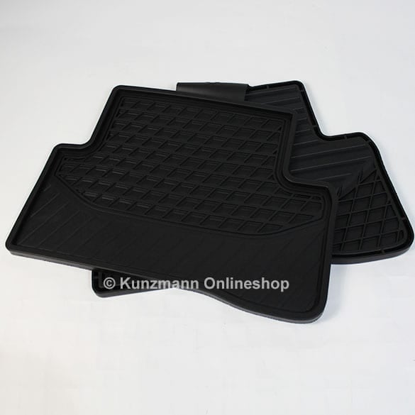Original Mercedes-Benz rear rubber floor mats C-Class A205 black | A2056807808 9G33