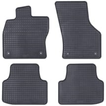 Petex Rubber floor mats VW Golf 8 estate 4-piece black | 61511-Golf8