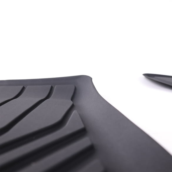 Rubber front floor mats Audi A5 B10 FU black 2-piece | 8B1061501