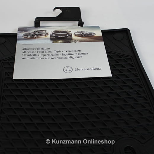 Juego de alfombrillas de goma originales Mercedes-Benz negras| GLA X156 | A17668050019G33-GLA