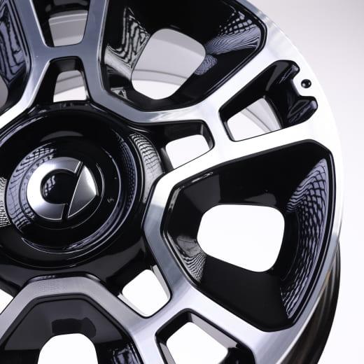 Set ruote complete invernali 19 pollici Original smart #5 HY11 a razze incrociate tornite | QAP8893446619-Winter-Michelin-19