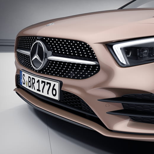 Modanatura paraurti anteriore pacchetto Night Classe A W177 berlina compatta originale Mercedes-Benz | A1778854302-W177