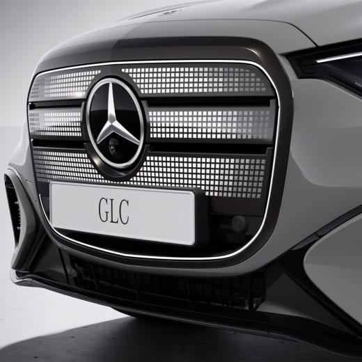 Modanature paraurti anteriore GLC EQ X540 pacchetto night Original Mercedes-Benz | front-black-AMG-X540