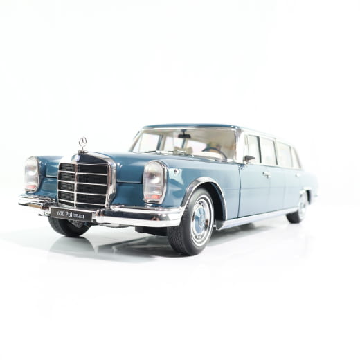 Modellino auto 1:18 600 Pullmann W100 (1963 - 1991) blu Original Mercedes-Benz | B66040707