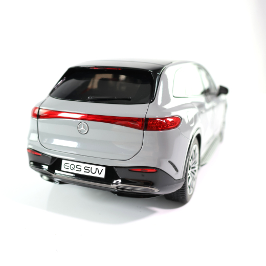 Modellino auto 1:18 EQS SUV X296 AMG Line grigio alpino uni Original Mercedes-Benz | B66960591