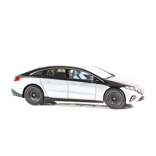 Modellino auto 1:18 Mercedes-Benz EQS AMG-Line V297 | B66960575