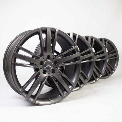 Juego de llantas Mercedes-Benz de 18 pulgadas | B-Klasse W246 | 5-triple-rayos | tremolit-gris | A24640120027X28-B