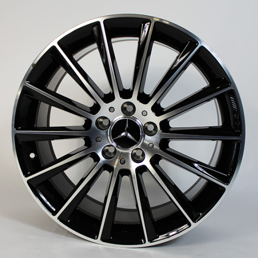 Juego de llantas C 43 AMG 19 pulgadas multirradio negro Clase C W205 Original Mercedes-Benz | A2054015400/66007X23-Satz