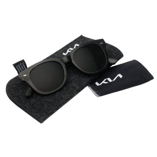 Occhiali da sole Kia neri in materiali riciclati incl. custodia Original Kia | 66951ADE55