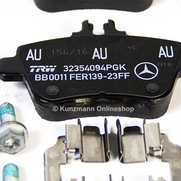 rear brake pads AClass W176 Original MercedesBenz BremsbelaegehintenW176