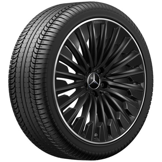 Lot de jantes AMG 20 pouces Classe E W214 berline noir à multiples branches original Mercedes-AMG | A2144010500/0600 7X72-W214