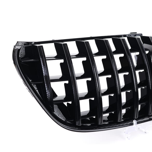 Panamericana radiator grille V-Class W447 facelift 1 black CHROMETEC | V-447-PA-KG-FL-S-AMG