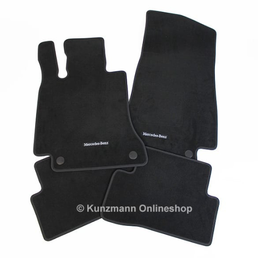 Alfombrillas de velours negras Clase C Original Mercedes-Benz | A2056800404 9J74