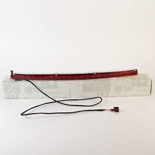 3.ª luz de freno Clase C W205 Original Mercedes-Benz | A0999067500