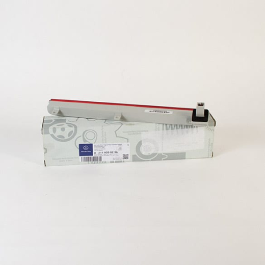 3. tercera luz de freno Clase E S211 original Mercedes-Benz | A2118200256