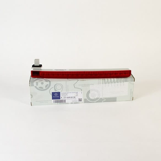 3. tercera luz de freno Clase E S211 original Mercedes-Benz | A2118200256