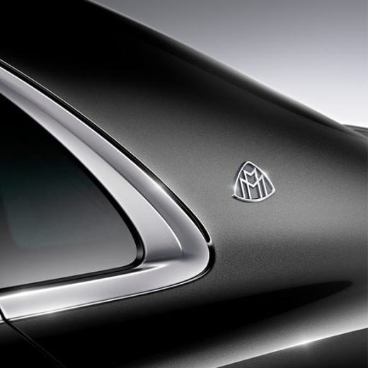 Logo Maybach laterale montante C Classe S X222 ricambio originale Mercedes-Benz | A2228171200