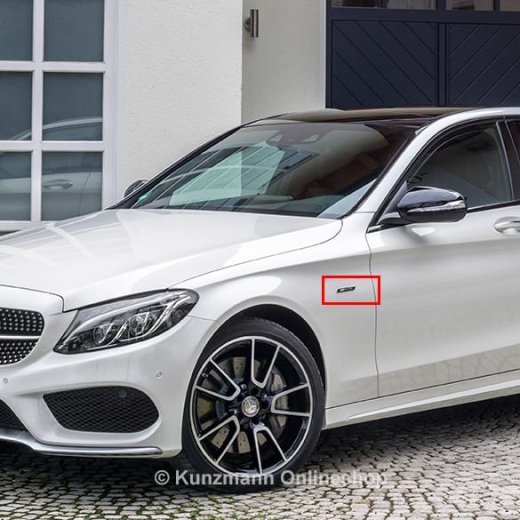 Logo AMG per parafango Classe C W205 Original Mercedes-Benz | A2928173500-C