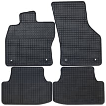 Petex Gummimatten Fußmatten VW Golf 8 Limousine 4-teilig Schwarz | 61510-Golf8
