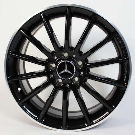 Set di cerchi AMG da 18 pollici CLA W117 design multirazze nero | A17640102007X23-CLA