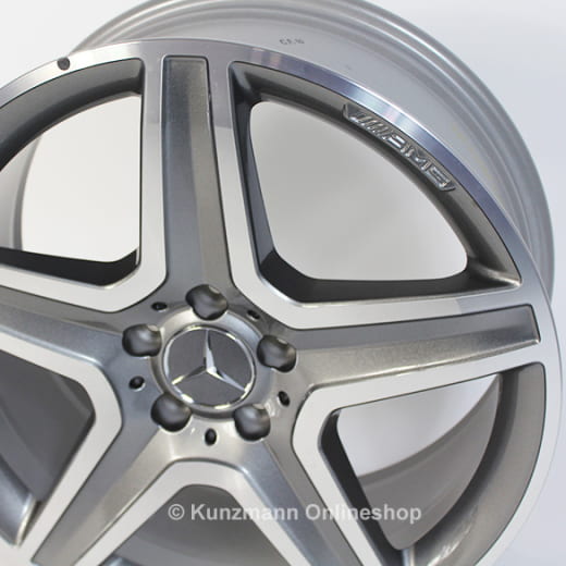Set cerchi AMG 19 pollici | GLA X156 | ruota a 5 razze | grigio Himalaya | A15640106007X21-GLA