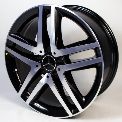 Set di 5 doppie razze V-Klasse BR447 nero Original Mercedes-Benz da 19 pollici | A44740145007X23-Satz